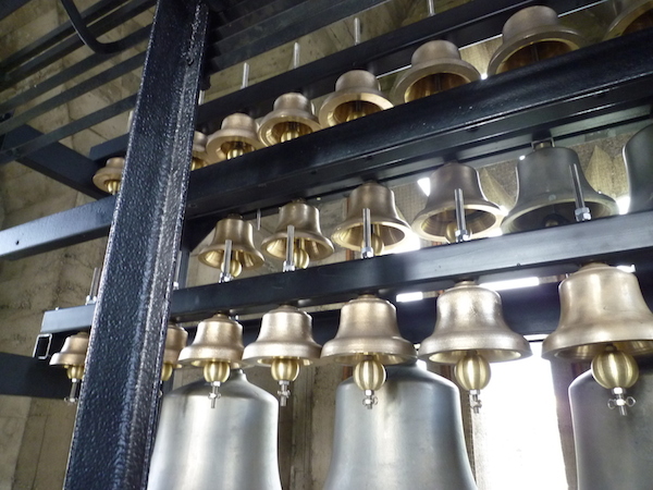 24 nouvelles cloches